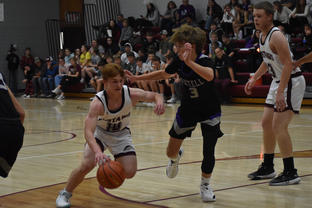 Mustang Men Pick Up Win on the Road