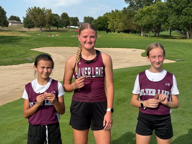 Silver Lake Runners Earn Medals at Large Meet