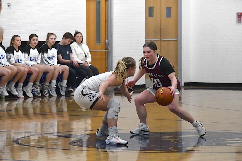 Lady Mustangs Add Two Victories Following Holiday Tournament