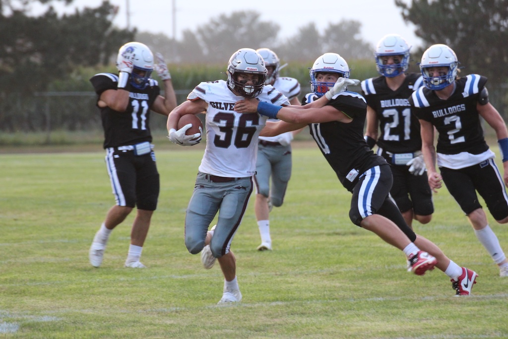 Mustangs Charge Past Bulldogs in Season Opener